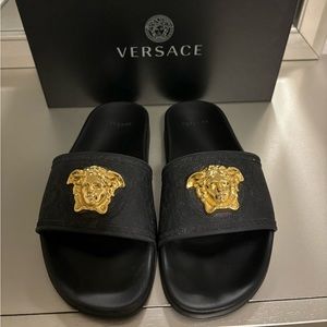 Women Versace Slides